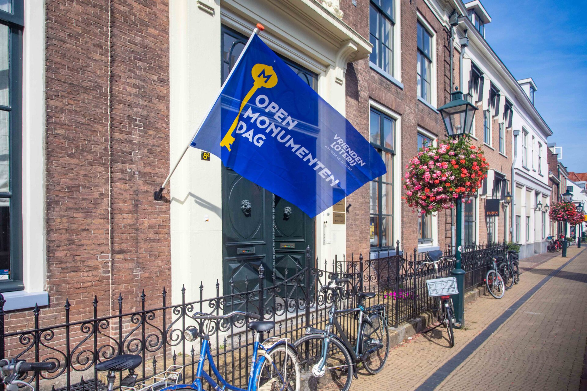 Afgewerkt papieren model Kasteel Spelderholt